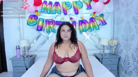 Yara online show from 02/17/26, 03:47