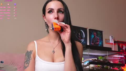 Yara online show from 04/08/26, 11:54