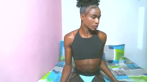 Snapshot of yarithza_ts2003 chatting on 02/09/25, 07:52 YARITHZA online show from 02/09/25, 07:52