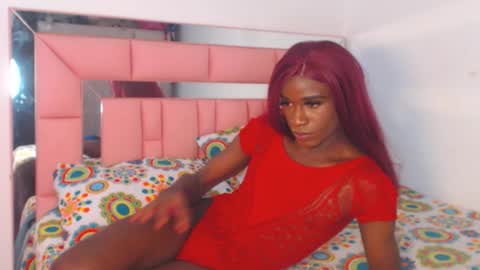 Snapshot of yarithza_ts2003 chatting on 10/24/25, 05:59 YARITHZA online show from 10/24/25, 05:59