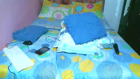 Snapshot of yarithza_ts2003 chatting on 12/14/25, 10:03 YARITHZA online show from 12/14/25, 10:03