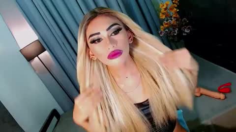 miss yasii online show from 02/15/25, 07:50