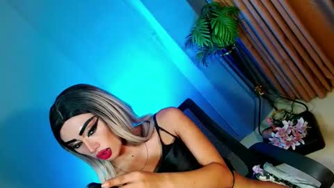 miss yasii online show from 02/21/25, 08:16