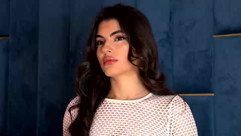 Yasmina  online show from 01/12/26, 04:39