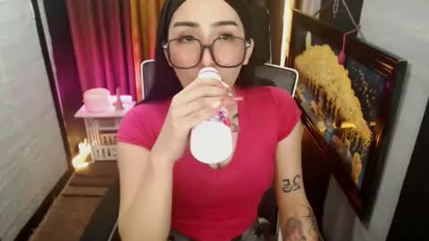 yassiered online show from 11/24/25, 10:37