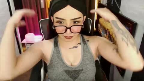 yassiered online show from 05/11/26, 07:47