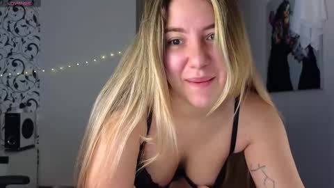 Yasyaa  online show from 02/09/25, 05:40