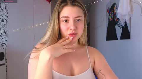 Yasyaa  online show from 02/17/25, 12:16