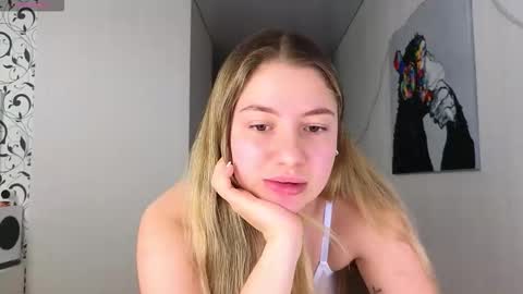 Yasyaa  online show from 10/09/25, 03:15