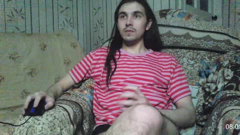 Snapshot of yatocka chatting on 01/08/25, 05:48 Sven online show from 01/08/25, 05:48