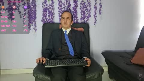 Snapshot of yazfore chatting on 02/10/26, 02:32 Hazzan online show from 02/10/26, 02:32