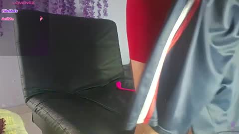 Snapshot of yazfore chatting on 02/20/26, 12:49 Hazzan online show from 02/20/26, 12:49