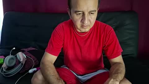 Snapshot of yazfore chatting on 03/03/26, 01:28 Hazzan online show from 03/03/26, 01:28