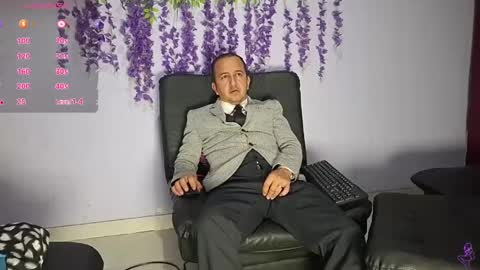 Hazzan online show from 06/05/26, 02:18