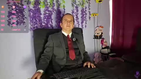 Snapshot of yazfore chatting on 06/24/26, 02:49 Hazzan online show from 06/24/26, 02:49