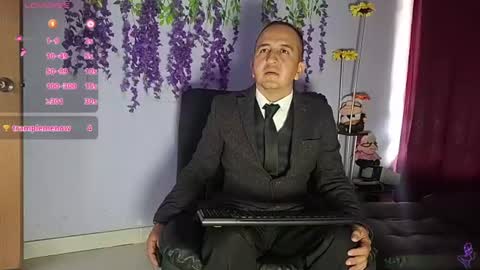 Snapshot of yazfore chatting on 07/09/26, 02:43 Hazzan online show from 07/09/26, 02:43