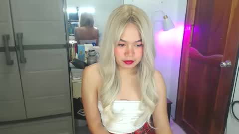 Yazzi online show from 04/21/26, 01:42