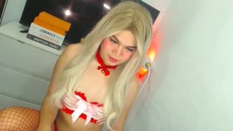 Snapshot of yazmin_shines chatting on 05/28/26, 01:58 Yazzi online show from 05/28/26, 01:58