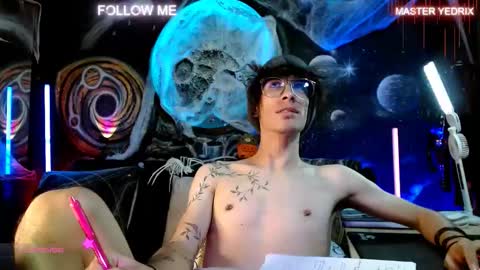 Snapshot of yedrix20 chatting on 10/14/25, 08:20 MASTER YEDRIX online show from 10/14/25, 08:20