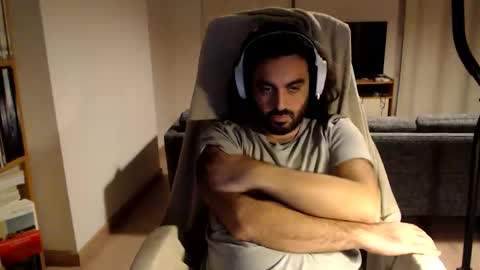 yeeaahoo online show from 02/16/26, 07:43