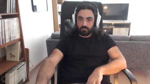 yeeaahoo online show from 04/07/26, 03:56