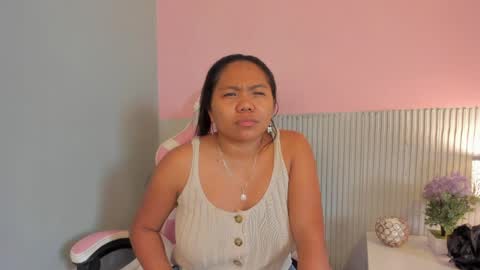 yeika_foxy online show from 04/08/26, 11:10