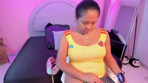yeika_foxy online show from 06/27/26, 11:26