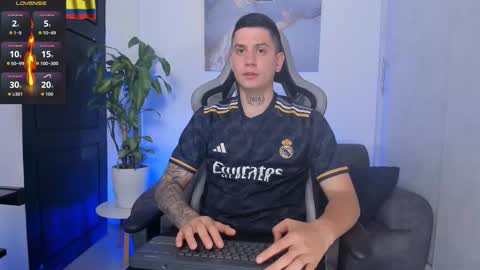 YEIKO ROMERO online show from 11/04/25, 05:45