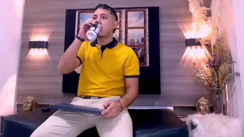 Yeison online show from 11/20/25, 11:43