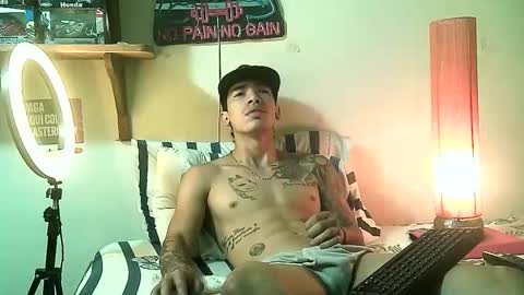 yeisoncastellanos1999 online show from 04/02/26, 03:31