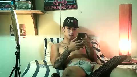 Snapshot of yeisoncastellanos1999 chatting on 04/06/26, 08:10 yeisoncastellanos1999 online show from 04/06/26, 08:10