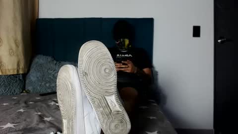 yeisongomezz online show from 09/10/25, 08:14