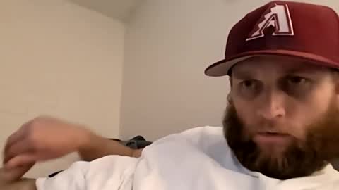 Snapshot of yekim69 chatting on 11/07/25, 12:54 Jennmike online show from 11/07/25, 12:54