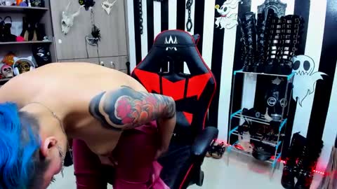 Yelena online show from 12/20/24, 01:36