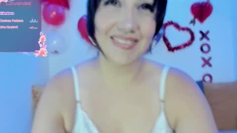 Snapshot of yelena_owens chatting on 02/17/25, 01:25 Yelena Owens online show from 02/17/25, 01:25