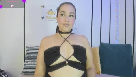 Snapshot of yelena_owens chatting on 09/17/25, 01:51 Yelena Owens online show from 09/17/25, 01:51