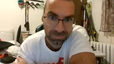 yellow_medickcine online show from 10/12/25, 11:37