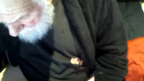 Snapshot of yellowsnakes chatting on 01/20/25, 07:15 . y e l l o w s n a k e s . online show from 01/20/25, 07:15