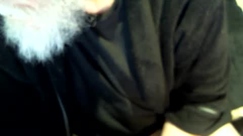 Snapshot of yellowsnakes chatting on 02/02/25, 08:02 . y e l l o w s n a k e s . online show from 02/02/25, 08:02
