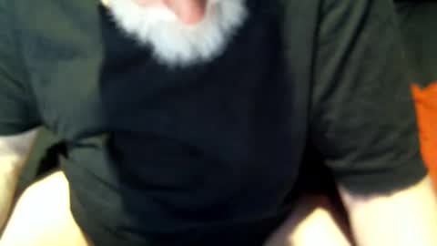 Snapshot of yellowsnakes chatting on 02/24/25, 02:58 . y e l l o w s n a k e s . online show from 02/24/25, 02:58