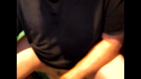 Snapshot of yellowsnakes chatting on 09/17/25, 06:15 . y e l l o w s n a k e s . online show from 09/17/25, 06:15