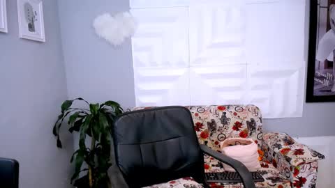 YEM online show from 02/17/26, 03:51