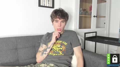 Snapshot of yen2025 chatting on 11/30/25, 06:34 Yen online show from 11/30/25, 06:34