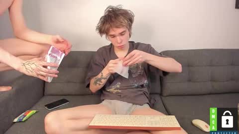 Snapshot of yen2025 chatting on 02/11/26, 07:35 Yen online show from 02/11/26, 07:35