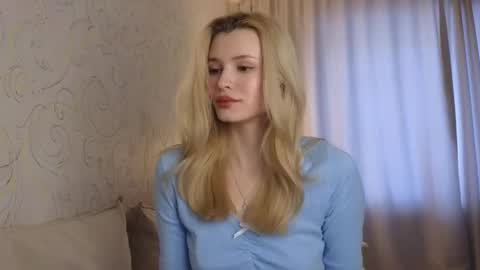 Yenna online show from 02/24/26, 05:38