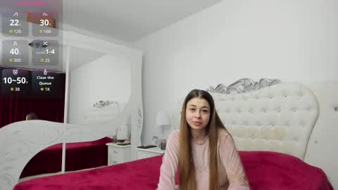 yennefer13 online show from 04/07/26, 08:42