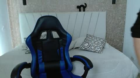 Yera  online show from 09/11/25, 12:27