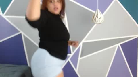 Yera  online show from 10/17/25, 12:19