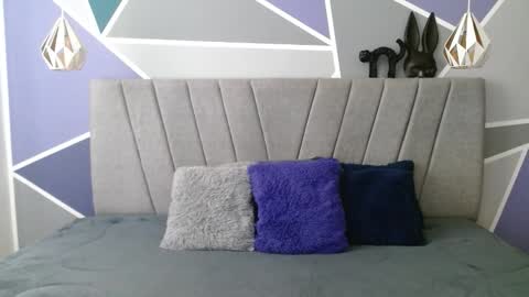 Yera  online show from 11/24/25, 12:05