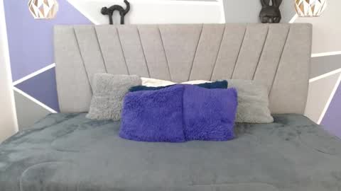 Yera  online show from 11/25/25, 12:05